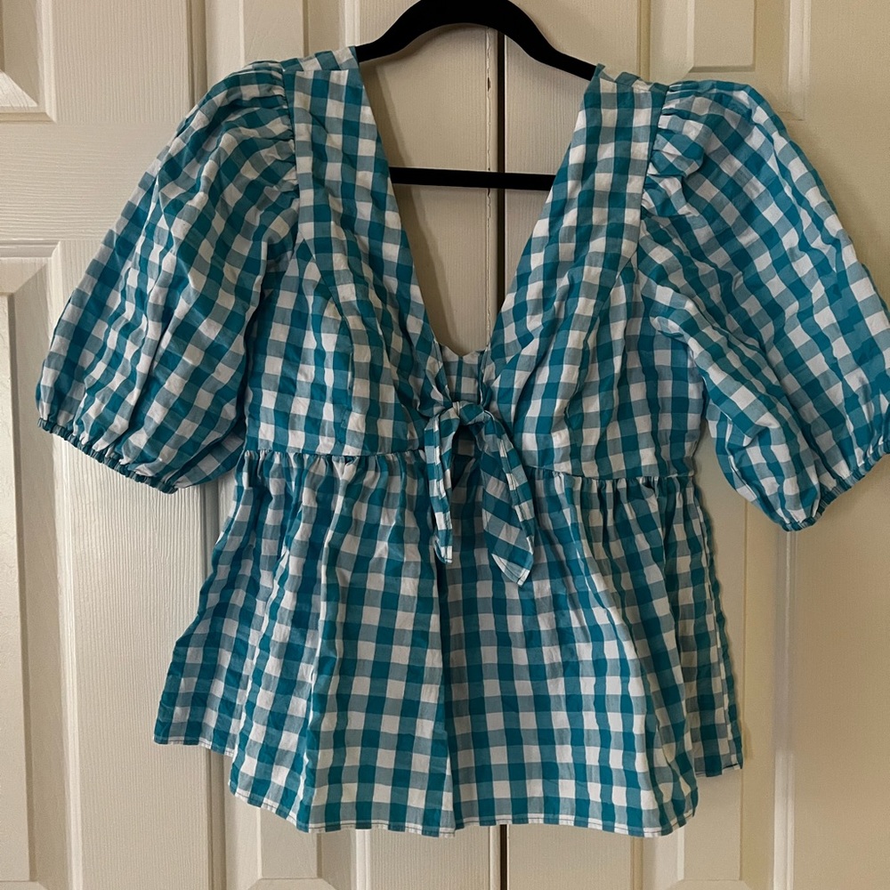 Lilly Pulitzer Sarafina top size 8
